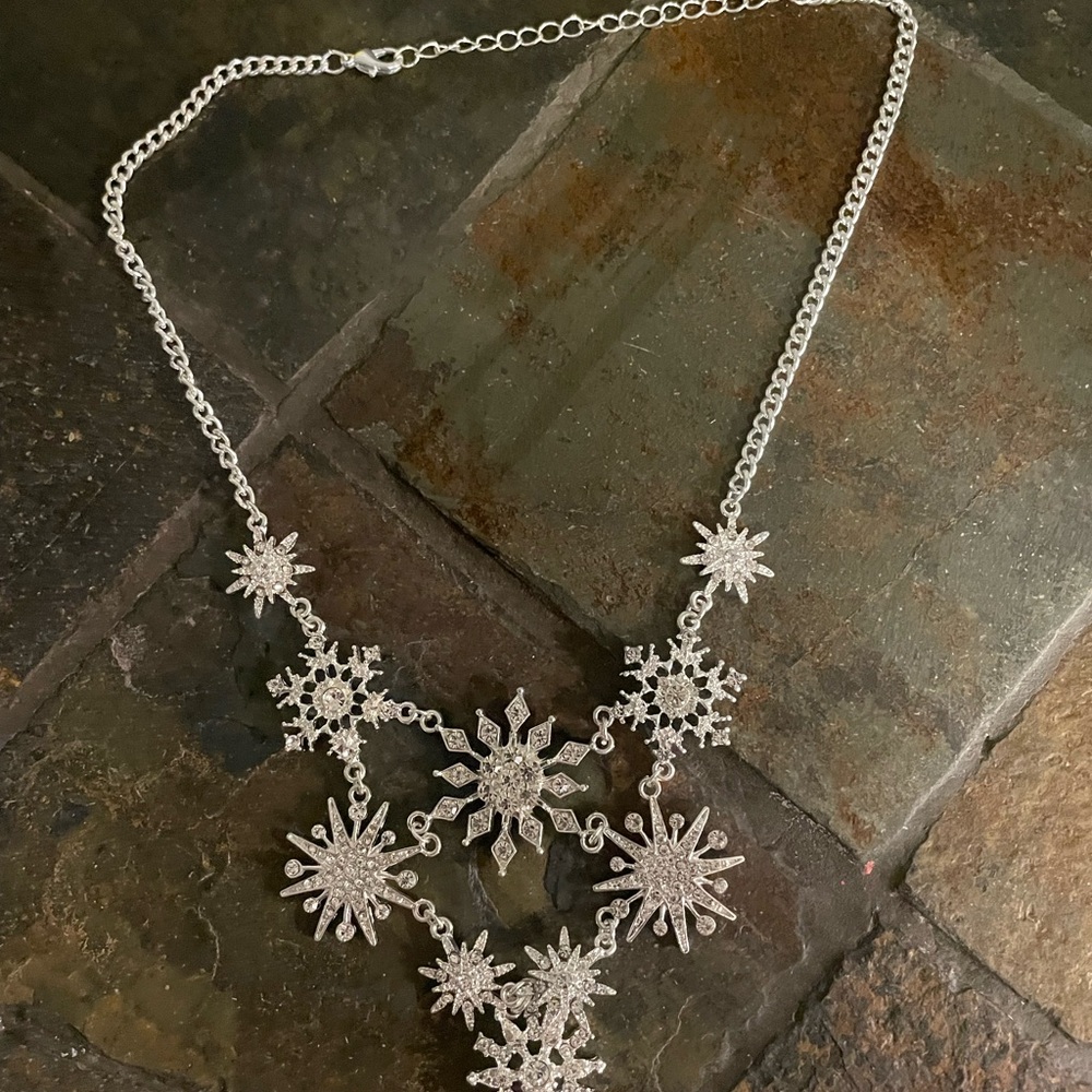 Silver Snowflake Statement Necklace - Women Jewelry